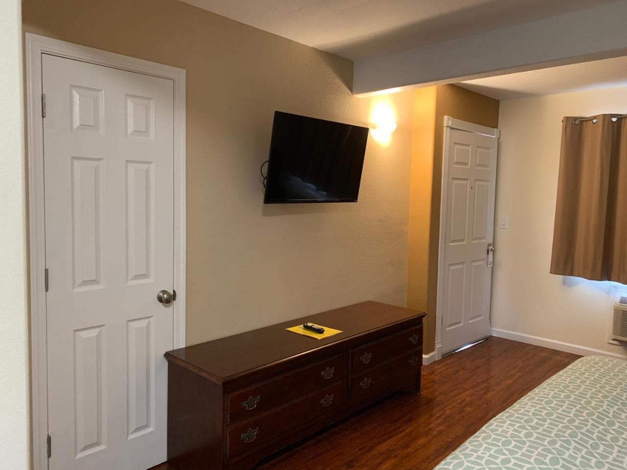 Townhouse Inn & Suites Klamath Falls Exteriér fotografie